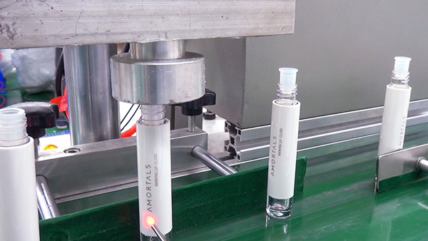 塑膠模具精度可以做到多少？（免費設計模具）